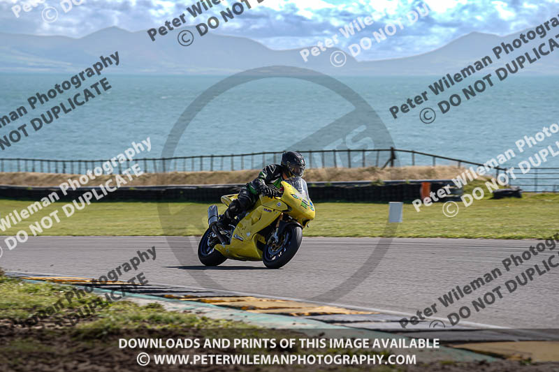 anglesey no limits trackday;anglesey photographs;anglesey trackday photographs;enduro digital images;event digital images;eventdigitalimages;no limits trackdays;peter wileman photography;racing digital images;trac mon;trackday digital images;trackday photos;ty croes